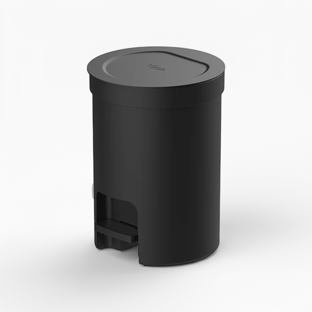 LIXEIRA DE PEDAL TRIUM REDONDA 12L PRETO LX3100
